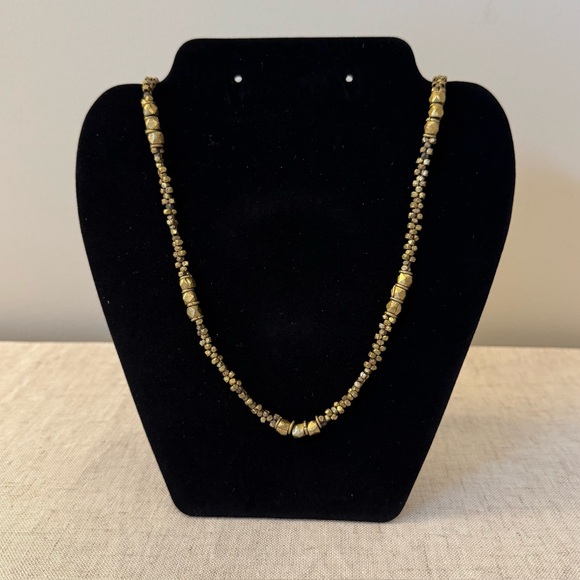 Indian Gold Tone Beaded Necklace - Picture 3 of 7